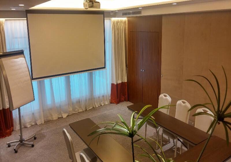 Fotos del hotel Hôtel Le M:  15