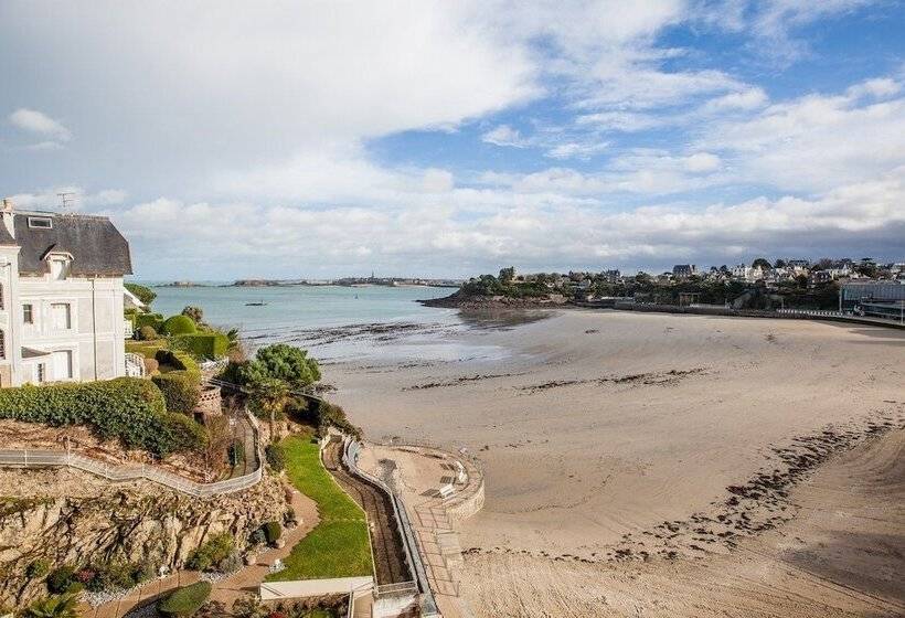 هتل Le Crystal Dinard Plage