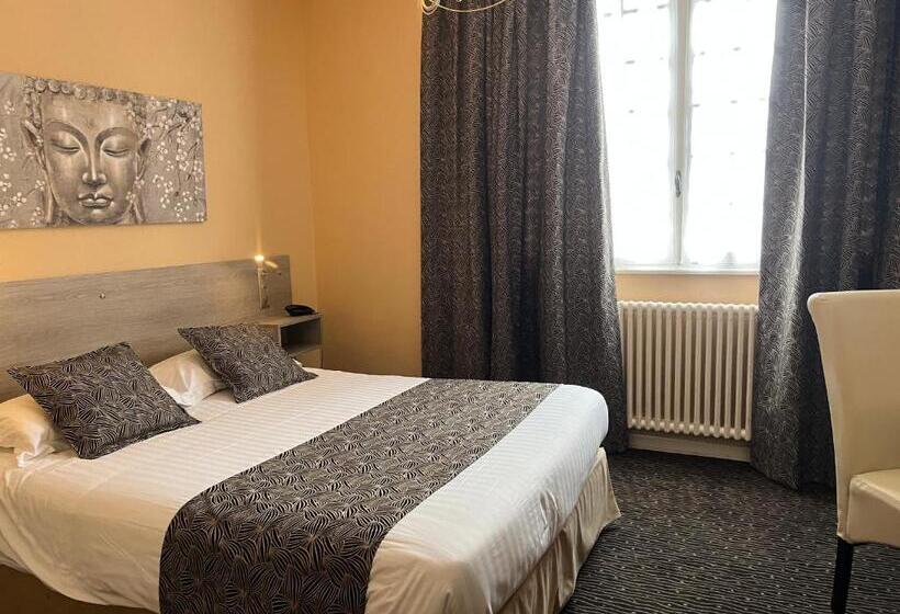 בית מלון כפרי Logis La Thomasse