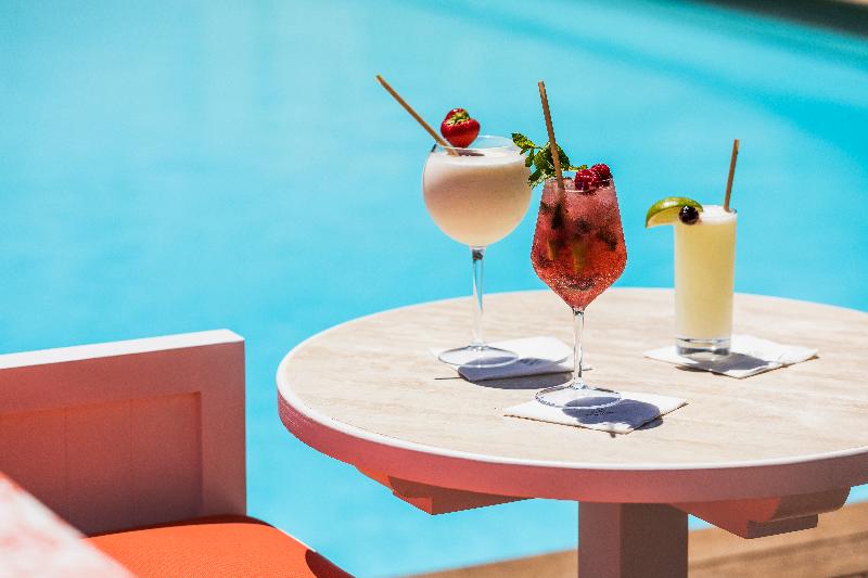 Hotel Hôtel La Tartane Saint Tropez