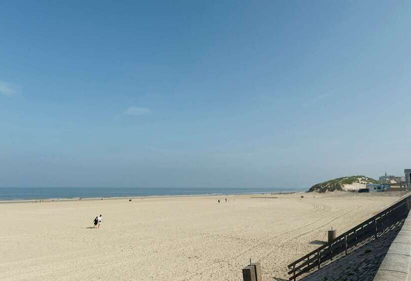 هتل The Originals Boutique, Hôtel Neptune, Bercksurmer