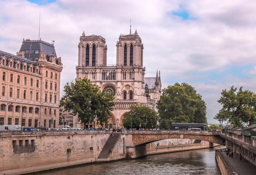 فندق Avalon  Paris Gare Du Nord