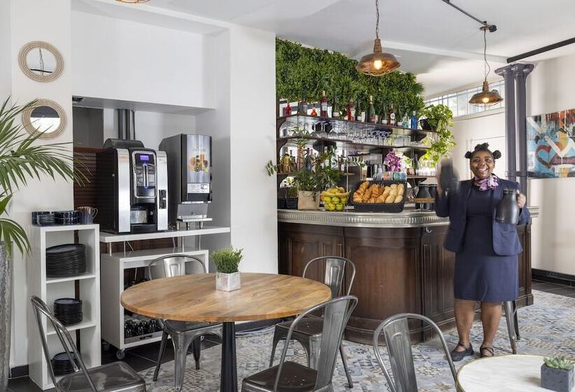 Fotos del hotel Avalon  Paris Gare Du Nord:  9