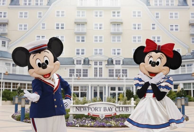 هتل Disney Newport Bay Club