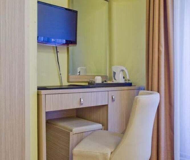 Fotos del hotel Hôtel Lebron:  17
