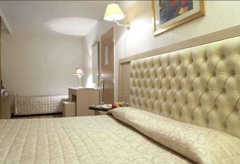 Fotos del hotel Hôtel Lebron:  11