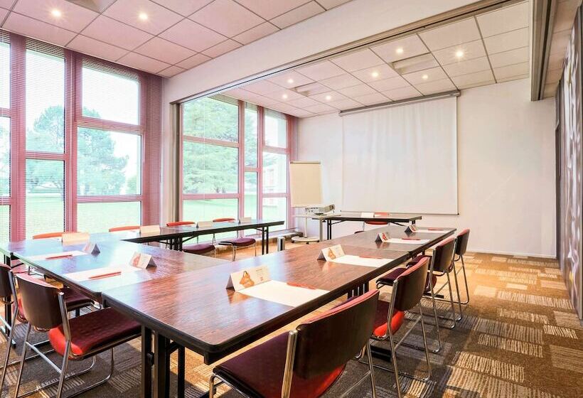 فندق Ibis Charlevillemézières