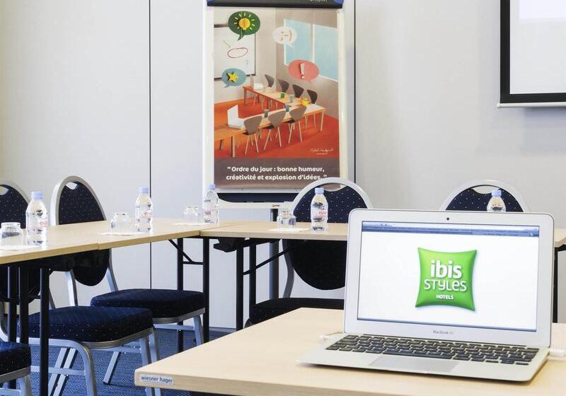 هتل Ibis Styles Angoulême Nord   Hôtel Restaurant