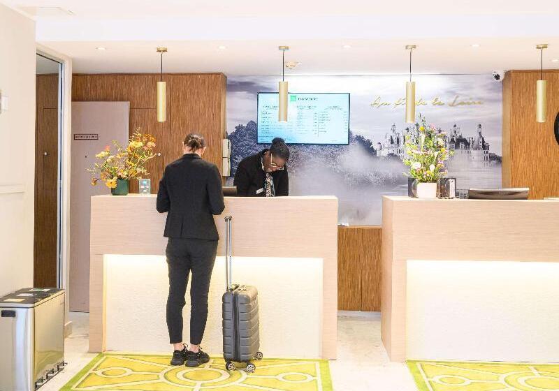 هتل Ibis Styles Tours Centre