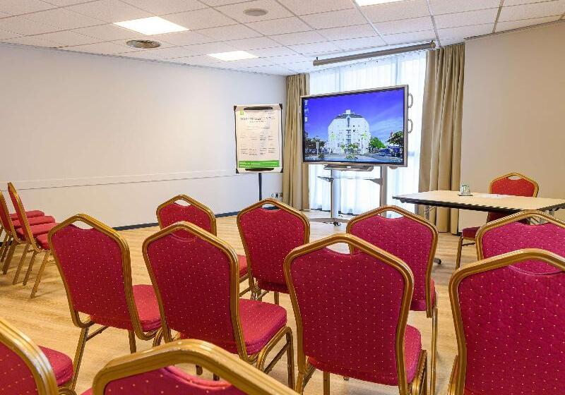 هتل Ibis Styles Tours Centre