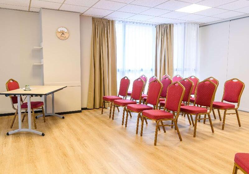 هتل Ibis Styles Tours Centre