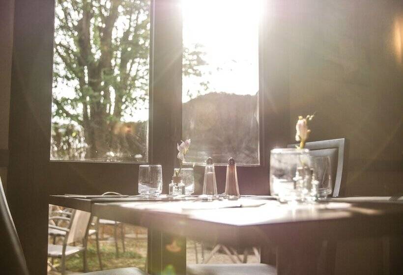 هتل Inn Design Poitiers Sud