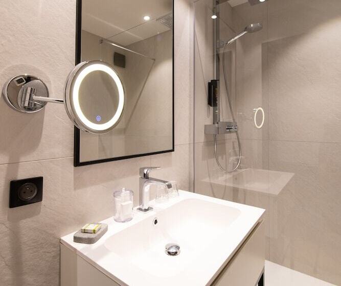 Fotos del hotel Hôtel Le Roosevelt:  24