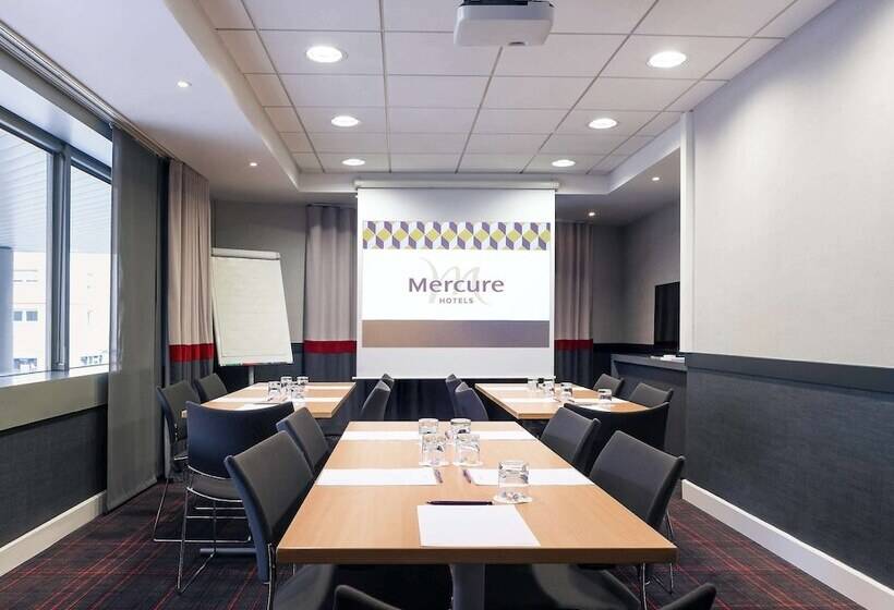 Hôtel Mercure Paris La Défense Grande Arche