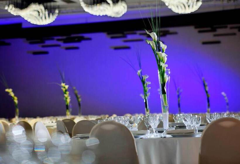 Paris Marriott Rive Gauche Hotel & Conference Center