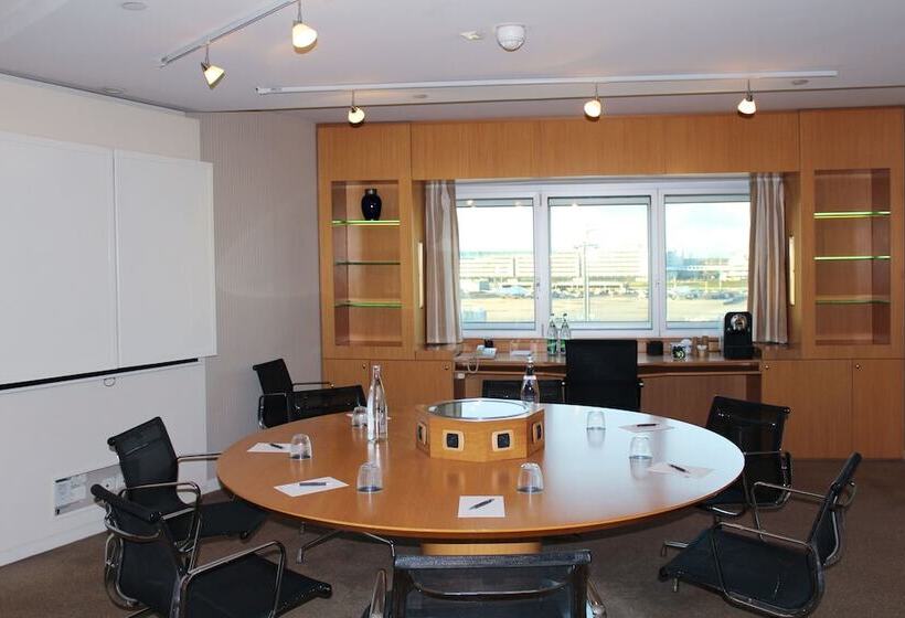 ホテル Sheraton Paris Charles De Gaulle Airport
