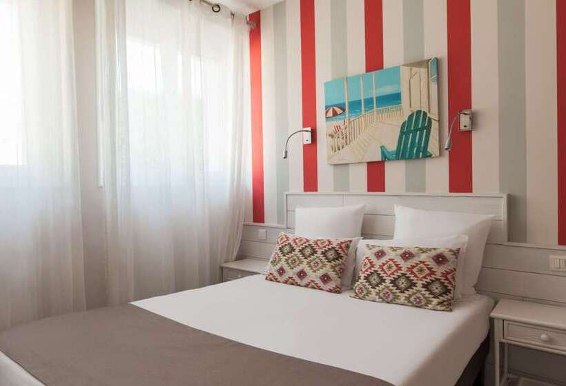هتل Hôtel The Originals Miramar, Royan Pontaillac