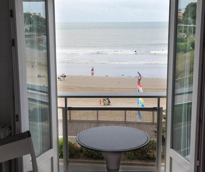 هتل Hôtel The Originals Miramar, Royan Pontaillac