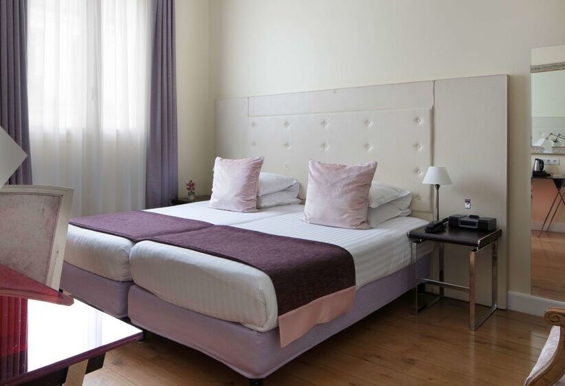 Le 123 Elysees – Astotel