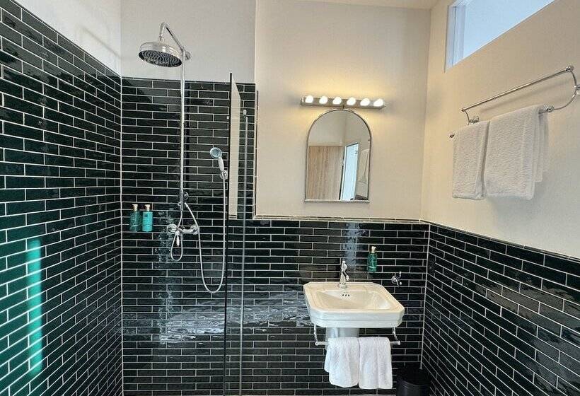 Fotos del hotel East-Side Hotel:  18