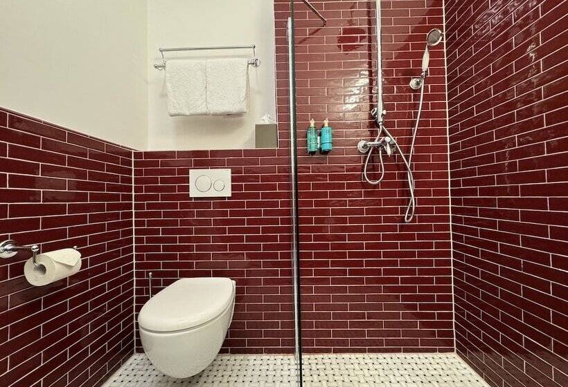 Fotos del hotel East-Side Hotel:  16