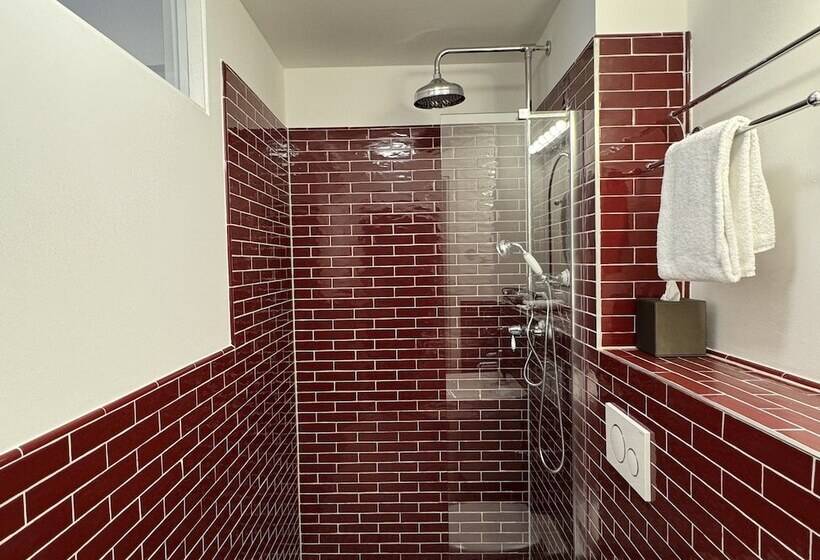 Fotos del hotel East-Side Hotel:  17