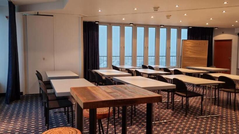 Exo Square Heidelberg/schwetzingen   By Superfly Hotels