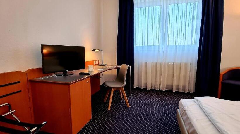 Exo Square Heidelberg/schwetzingen   By Superfly Hotels