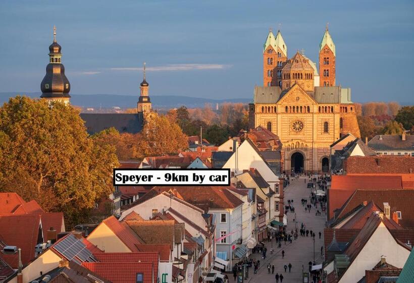 Exo Square Heidelberg/schwetzingen   By Superfly Hotels