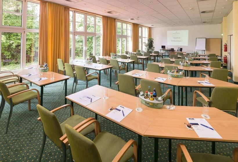 هتل Plaza Inn Chemnitz