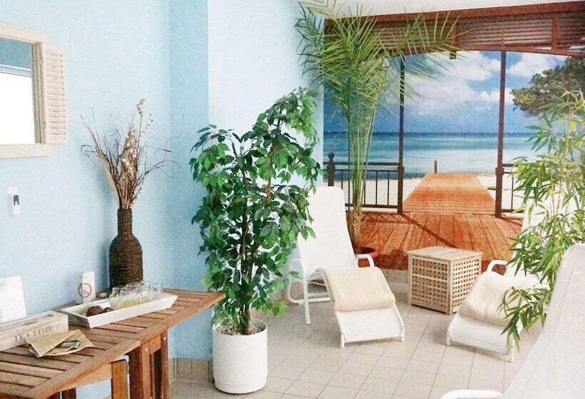 هتل Plaza Inn Chemnitz