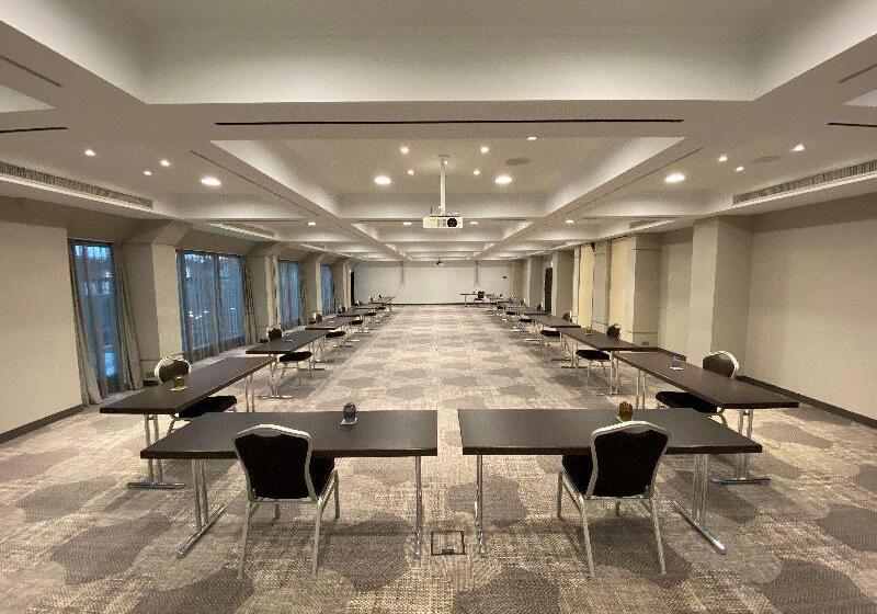 ホテル Crowne Plaza Hamburg City Alster, An Ihg