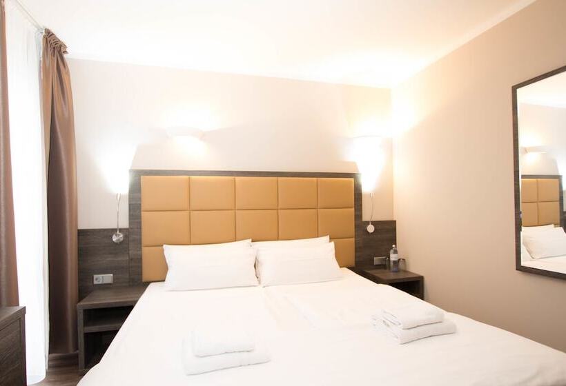 Fotos del hotel Delta Am Potsdamer Platz:  2