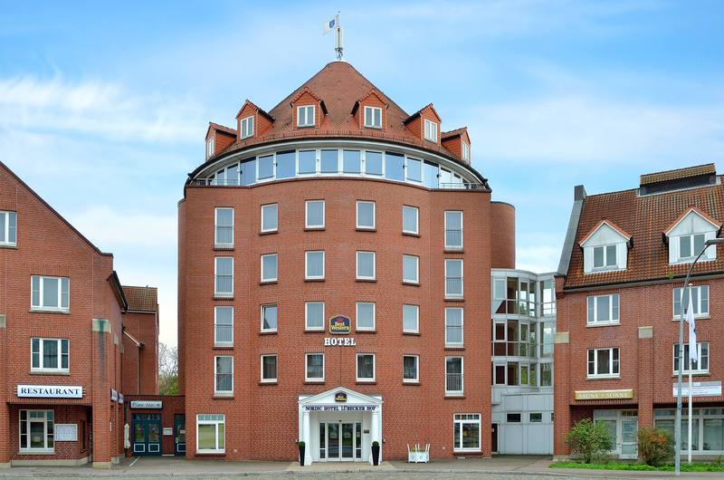 هتل Golden Tulip Luebecker Hof