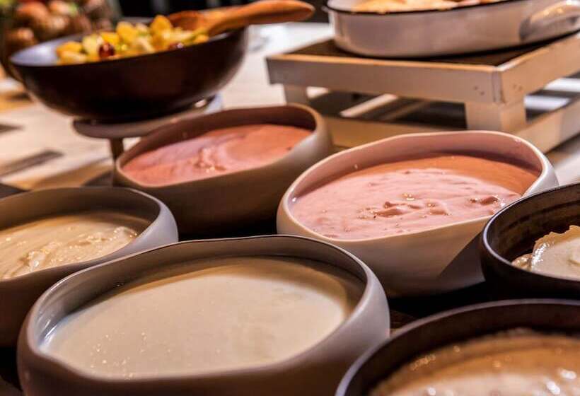 Fotos del hotel Ibis Styles Berlin Treptow:  8