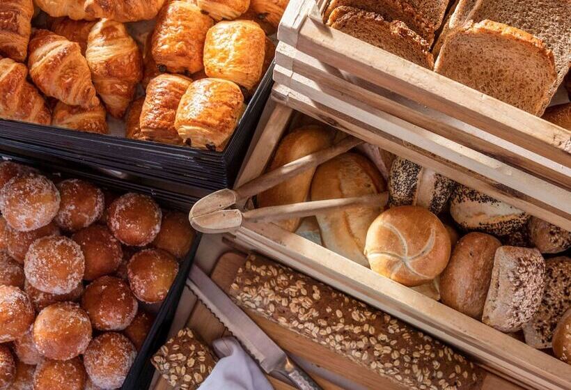 Fotos del hotel Ibis Styles Berlin Treptow:  12