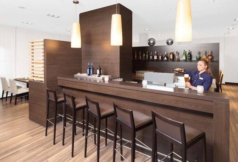 هتل Spark By Hilton Stuttgart Sindelfingen