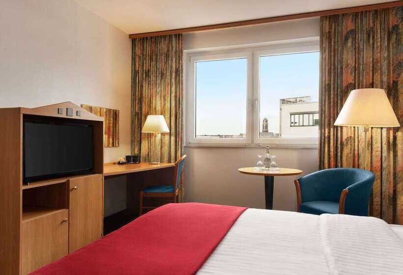 Отель Ramada By Wyndham Bottrop City