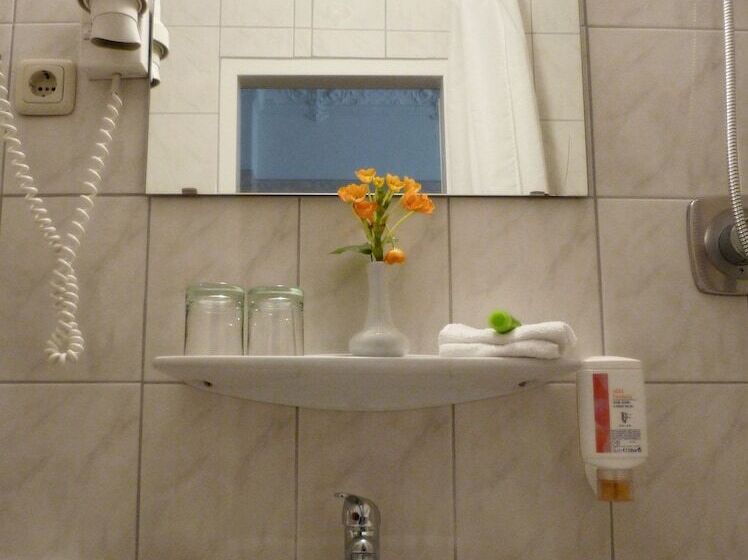 Fotos del hotel Safestay Berlin:  46