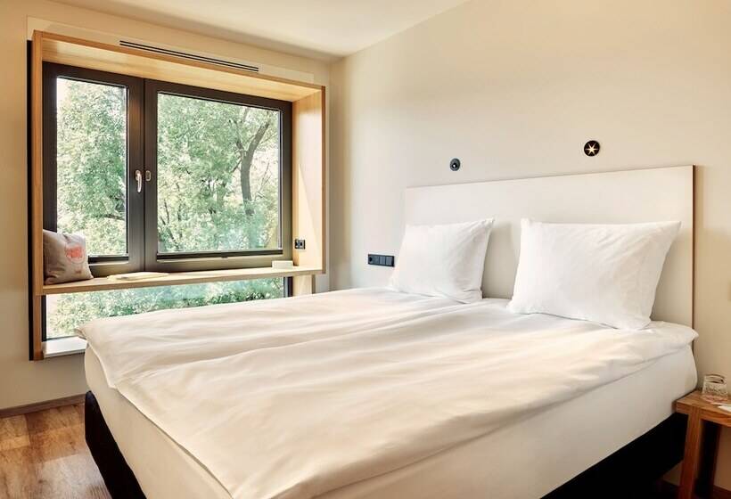 Hotel Schwabinger Wahrheit By Geisel