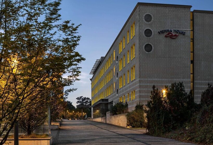 هتل Vienna House Easy By Wyndham Bad Oeynhausen