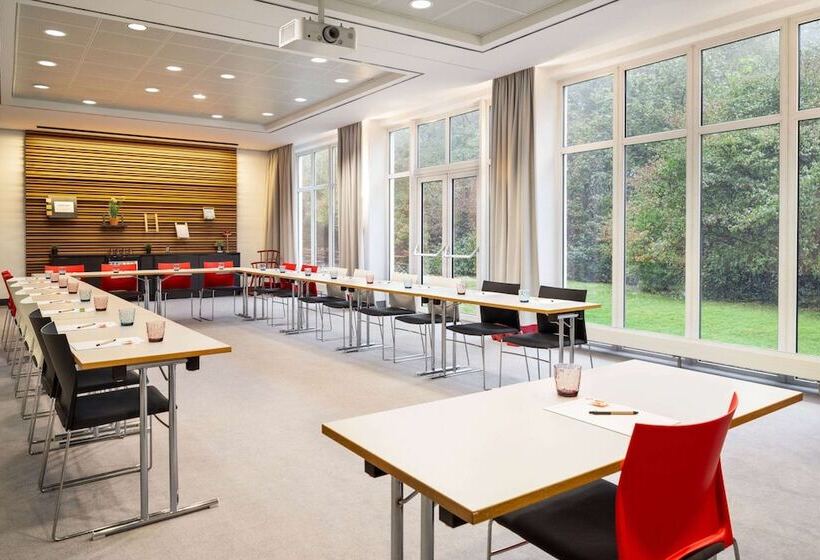 בית מלון כפרי Vienna House Easy By Wyndham Landsberg