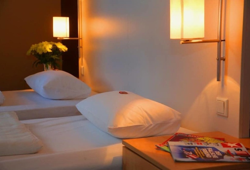 Fotos del hotel Columbus:  6