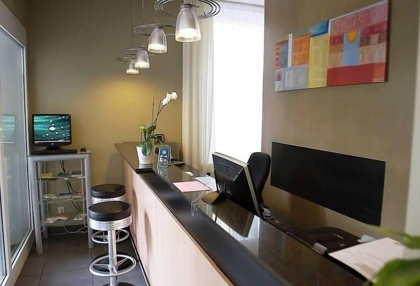 Fotos del hotel Columbus:  24