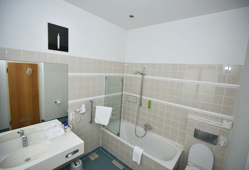 Fotos del hotel Robert Mayer:  18