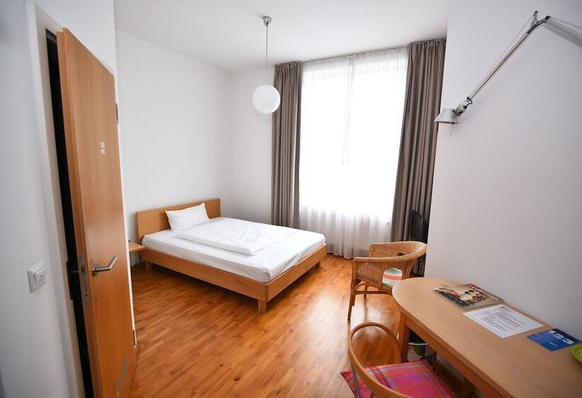 Fotos del hotel Robert Mayer:  7