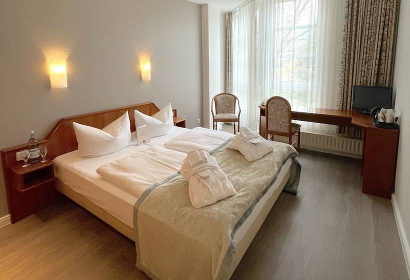 Fotos del hotel Senscity  Berlin Spandau:  5