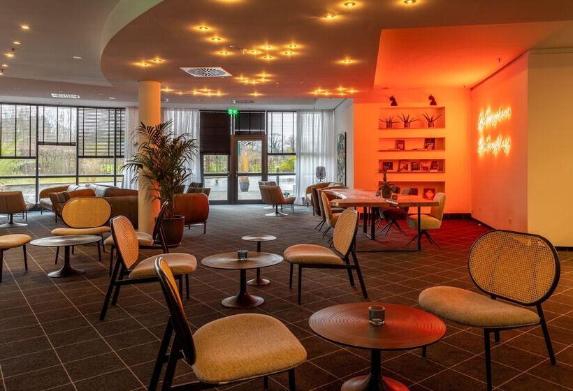 هتل Four Ratingen Dusseldorf Airport