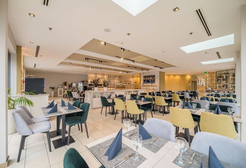 Expo Tower By Mellow Mood Hotels