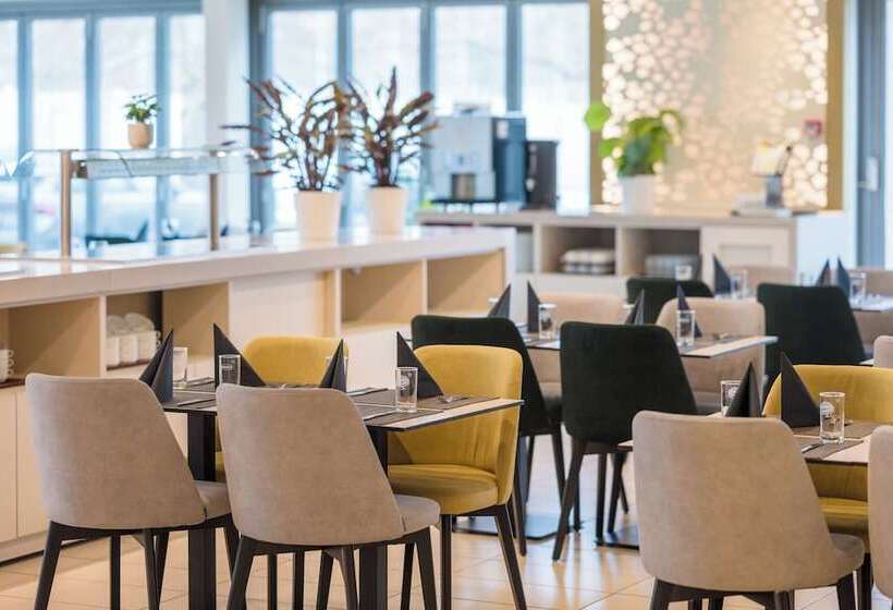 Expo Tower By Mellow Mood Hotels